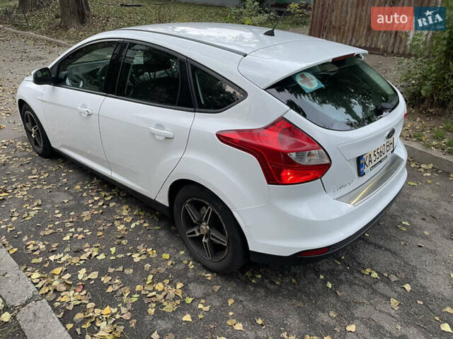 Белый Форд Фокус, объемом двигателя 1 л и пробегом 164 тыс. км за 5850 $, фото 7 на Automoto.ua
