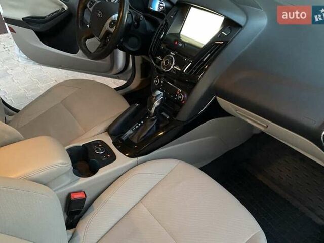 Білий Форд Фокус, об'ємом двигуна 0 л та пробігом 118 тис. км за 6300 $, фото 6 на Automoto.ua