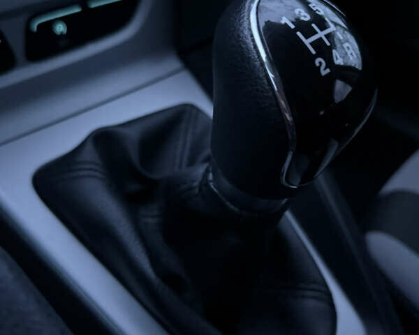 Білий Форд Фокус, об'ємом двигуна 1 л та пробігом 55 тис. км за 7900 $, фото 25 на Automoto.ua