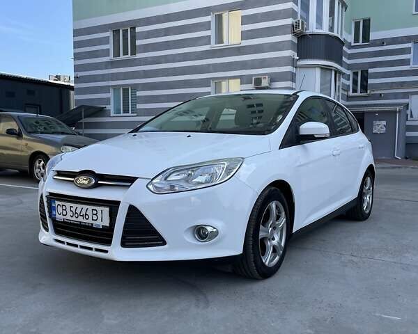 Белый Форд Фокус, объемом двигателя 1 л и пробегом 123 тыс. км за 6300 $, фото 1 на Automoto.ua