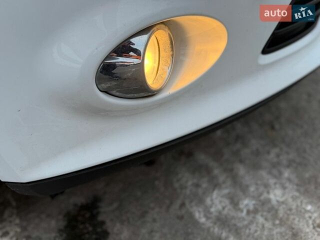 Белый Форд Фокус, объемом двигателя 1 л и пробегом 55 тыс. км за 7300 $, фото 3 на Automoto.ua