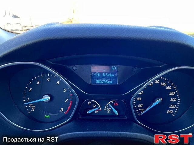 Белый Форд Фокус, объемом двигателя 1 л и пробегом 85 тыс. км за 6999 $, фото 3 на Automoto.ua