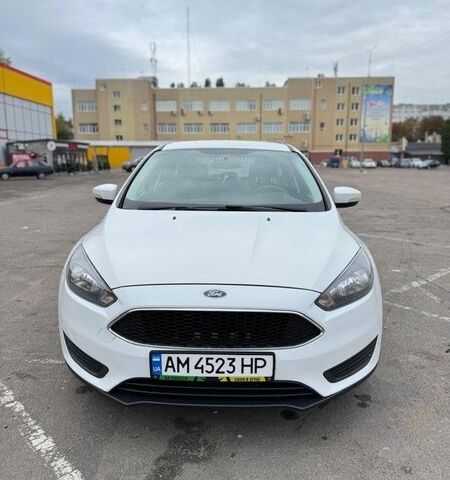 Белый Форд Фокус, объемом двигателя 2 л и пробегом 177 тыс. км за 7700 $, фото 1 на Automoto.ua