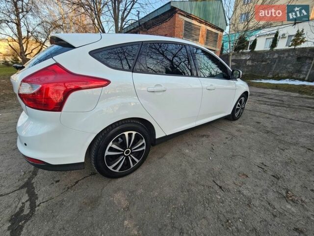 Білий Форд Фокус, об'ємом двигуна 1.6 л та пробігом 98 тис. км за 6900 $, фото 5 на Automoto.ua