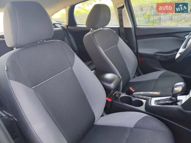 Белый Форд Фокус, объемом двигателя 2 л и пробегом 163 тыс. км за 7999 $, фото 14 на Automoto.ua