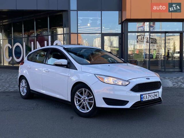Белый Форд Фокус, объемом двигателя 2 л и пробегом 163 тыс. км за 8350 $, фото 2 на Automoto.ua