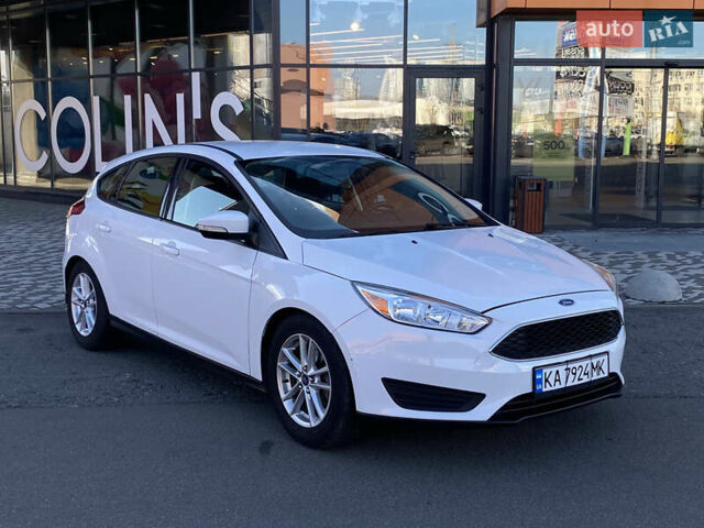 Белый Форд Фокус, объемом двигателя 2 л и пробегом 163 тыс. км за 8350 $, фото 1 на Automoto.ua