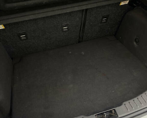 Белый Форд Фокус, объемом двигателя 2 л и пробегом 248 тыс. км за 7100 $, фото 42 на Automoto.ua