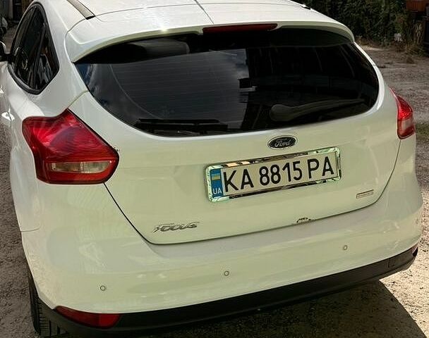 Білий Форд Фокус, об'ємом двигуна 1 л та пробігом 189 тис. км за 7200 $, фото 4 на Automoto.ua