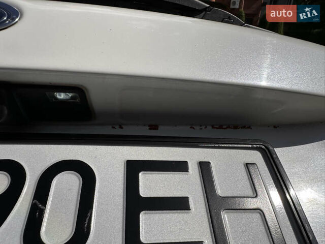 Белый Форд Фокус, объемом двигателя 2 л и пробегом 187 тыс. км за 8999 $, фото 20 на Automoto.ua
