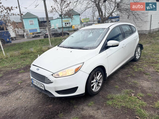 Белый Форд Фокус, объемом двигателя 2 л и пробегом 160 тыс. км за 3200 $, фото 2 на Automoto.ua