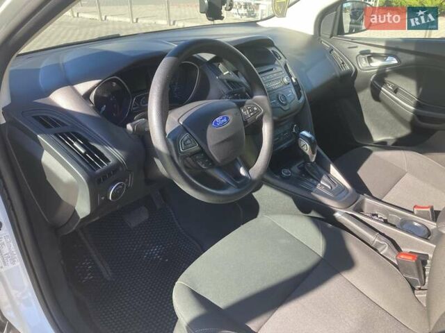 Белый Форд Фокус, объемом двигателя 2 л и пробегом 173 тыс. км за 8400 $, фото 15 на Automoto.ua