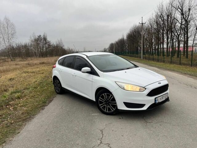 Білий Форд Фокус, об'ємом двигуна 1 л та пробігом 213 тис. км за 6200 $, фото 4 на Automoto.ua
