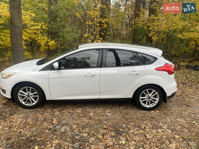 Белый Форд Фокус, объемом двигателя 2 л и пробегом 248 тыс. км за 7100 $, фото 9 на Automoto.ua