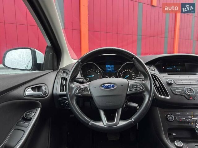 Белый Форд Фокус, объемом двигателя 1 л и пробегом 122 тыс. км за 9290 $, фото 12 на Automoto.ua