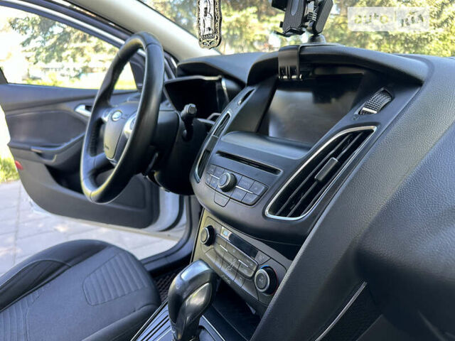 Белый Форд Фокус, объемом двигателя 0 л и пробегом 70 тыс. км за 7250 $, фото 28 на Automoto.ua