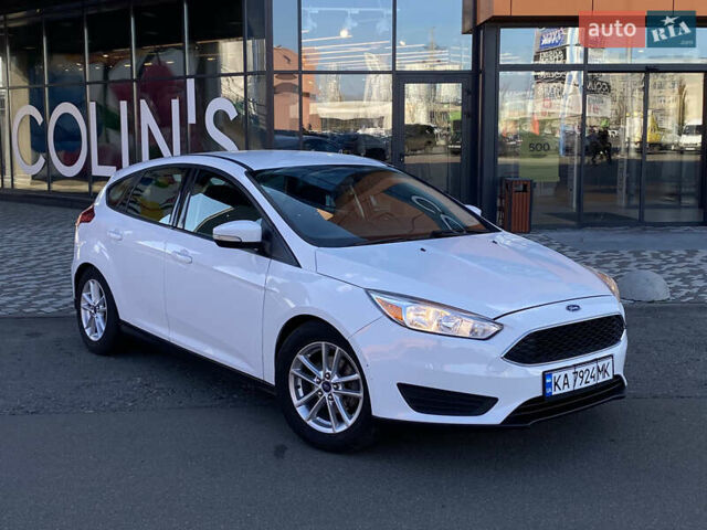 Білий Форд Фокус, об'ємом двигуна 2 л та пробігом 163 тис. км за 8300 $, фото 5 на Automoto.ua