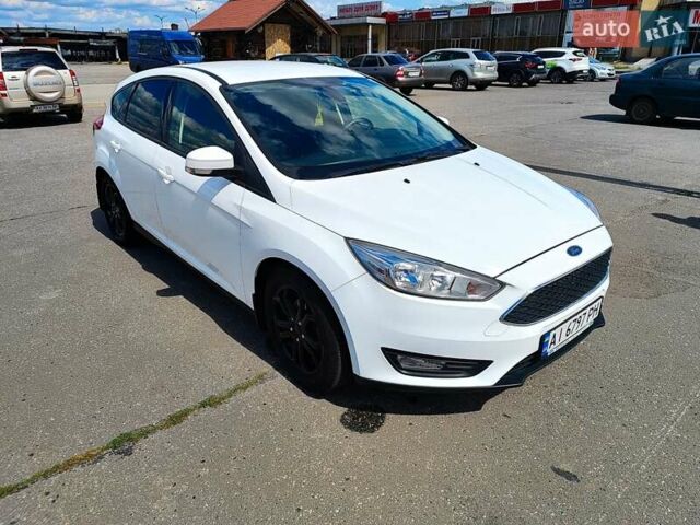 Белый Форд Фокус, объемом двигателя 1 л и пробегом 69 тыс. км за 8399 $, фото 1 на Automoto.ua
