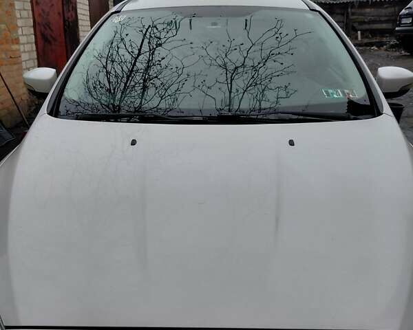 Белый Форд Фокус, объемом двигателя 2 л и пробегом 270 тыс. км за 8300 $, фото 25 на Automoto.ua