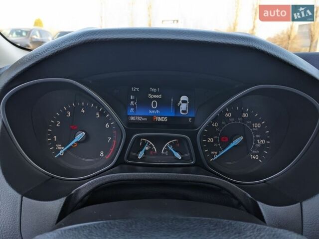 Білий Форд Фокус, об'ємом двигуна 1 л та пробігом 90 тис. км за 7300 $, фото 20 на Automoto.ua