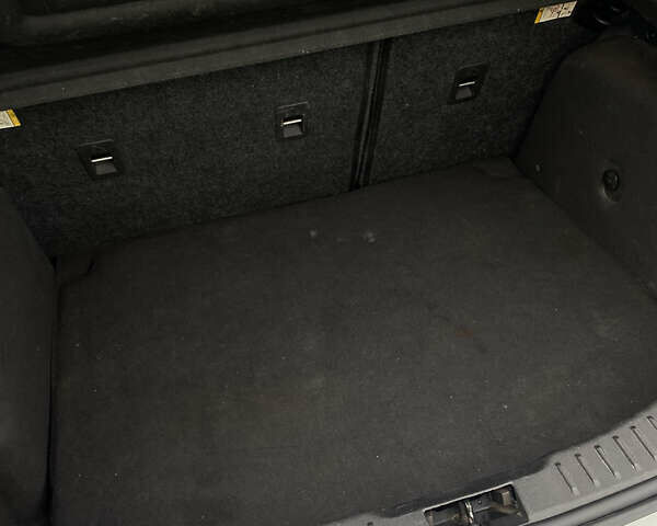 Белый Форд Фокус, объемом двигателя 2 л и пробегом 248 тыс. км за 7100 $, фото 25 на Automoto.ua