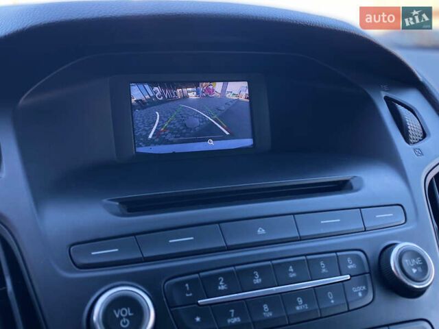 Білий Форд Фокус, об'ємом двигуна 2 л та пробігом 163 тис. км за 8550 $, фото 13 на Automoto.ua