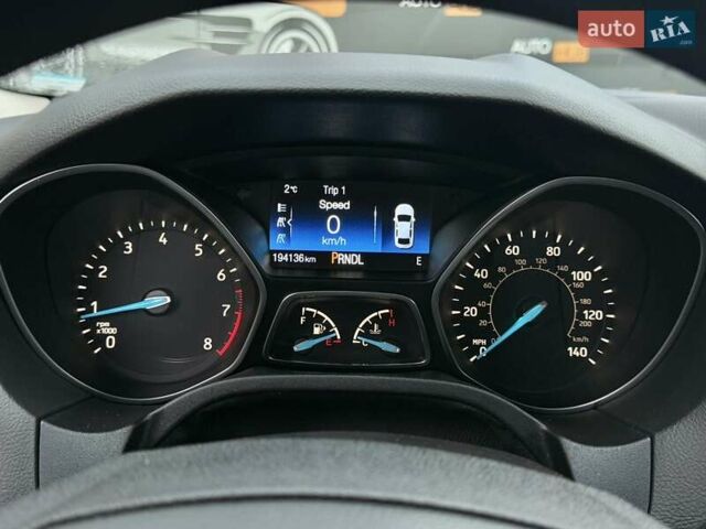 Белый Форд Фокус, объемом двигателя 2 л и пробегом 194 тыс. км за 7700 $, фото 14 на Automoto.ua