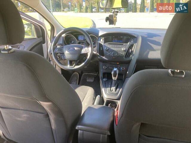 Белый Форд Фокус, объемом двигателя 2 л и пробегом 173 тыс. км за 8400 $, фото 11 на Automoto.ua