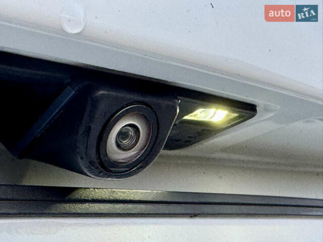 Белый Форд Фокус, объемом двигателя 2 л и пробегом 78 тыс. км за 9250 $, фото 26 на Automoto.ua
