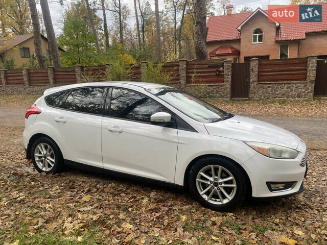 Белый Форд Фокус, объемом двигателя 2 л и пробегом 248 тыс. км за 7100 $, фото 8 на Automoto.ua
