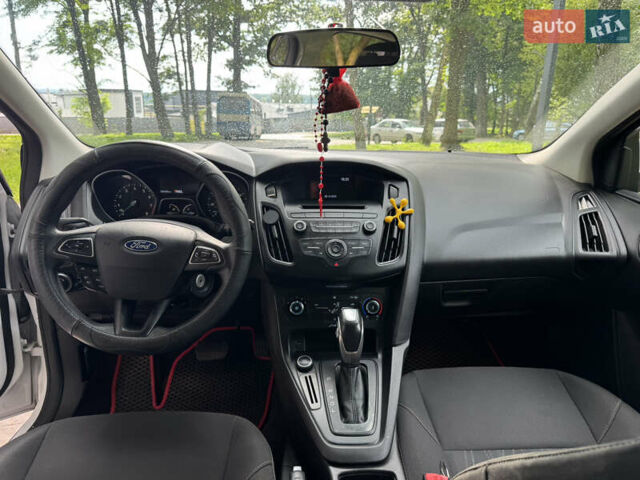 Форд Фокус 2015 в Львове на Automoto.ua Белый Форд Фокус, объемом двигателя 2 л и пробегом 154 тыс. км за 8100 $, фото 4 на Automoto.ua