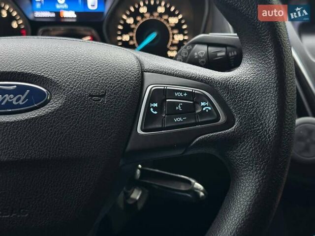 Белый Форд Фокус, объемом двигателя 2 л и пробегом 253 тыс. км за 7490 $, фото 18 на Automoto.ua