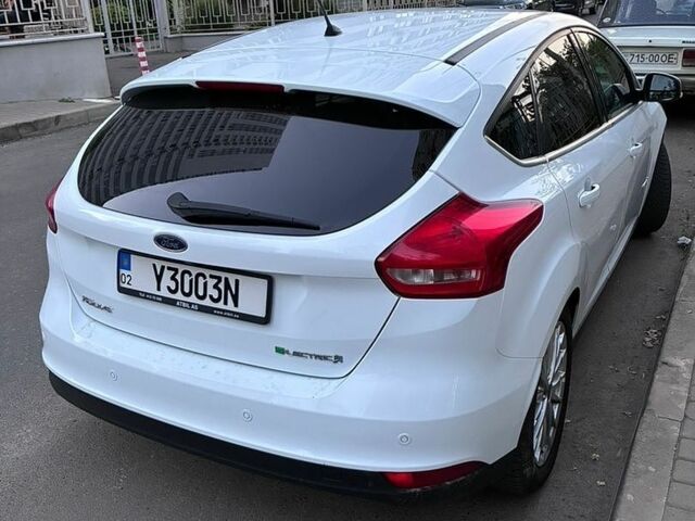 Білий Форд Фокус, об'ємом двигуна 0 л та пробігом 96 тис. км за 7777 $, фото 30 на Automoto.ua