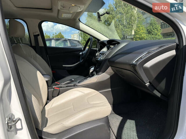 Белый Форд Фокус, объемом двигателя 2 л и пробегом 187 тыс. км за 8999 $, фото 12 на Automoto.ua