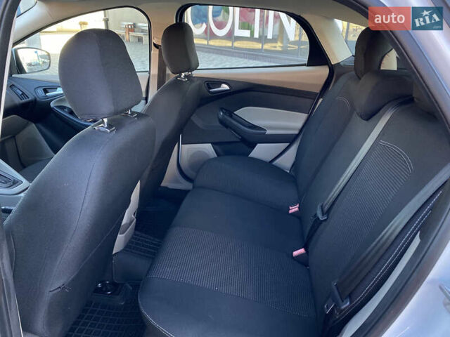Білий Форд Фокус, об'ємом двигуна 2 л та пробігом 163 тис. км за 8550 $, фото 20 на Automoto.ua