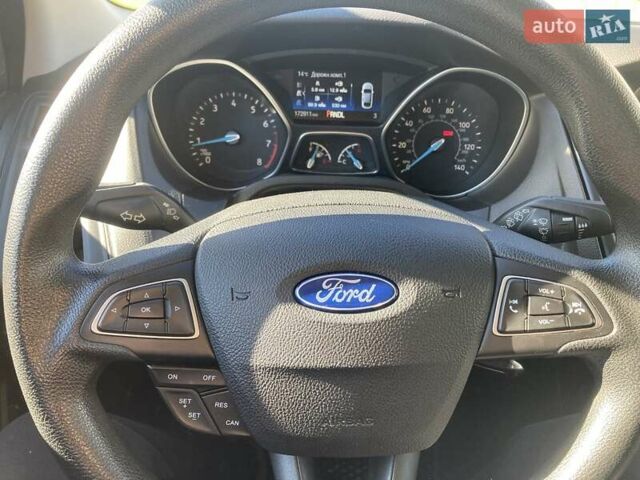 Белый Форд Фокус, объемом двигателя 2 л и пробегом 173 тыс. км за 8400 $, фото 8 на Automoto.ua