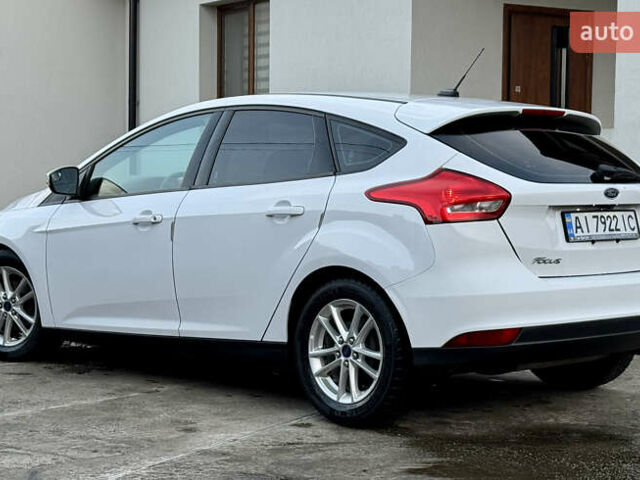 Белый Форд Фокус, объемом двигателя 2 л и пробегом 78 тыс. км за 9250 $, фото 7 на Automoto.ua
