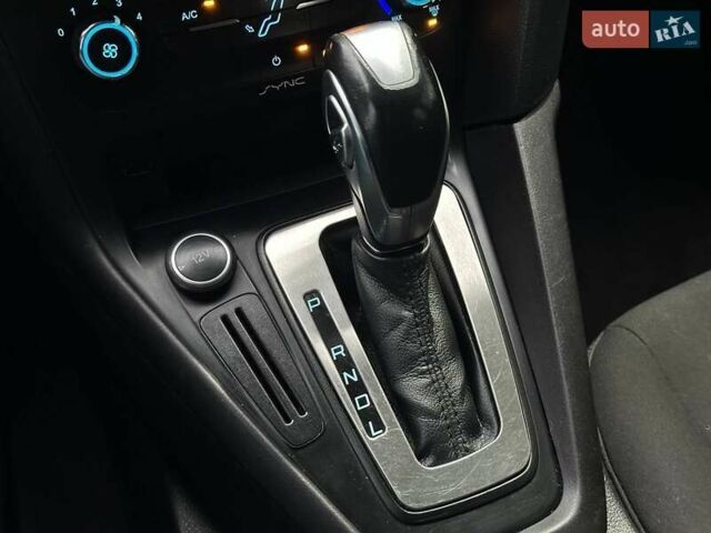 Белый Форд Фокус, объемом двигателя 2 л и пробегом 253 тыс. км за 6990 $, фото 18 на Automoto.ua