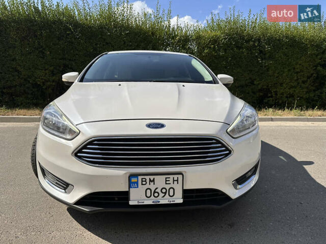 Белый Форд Фокус, объемом двигателя 2 л и пробегом 187 тыс. км за 8999 $, фото 1 на Automoto.ua