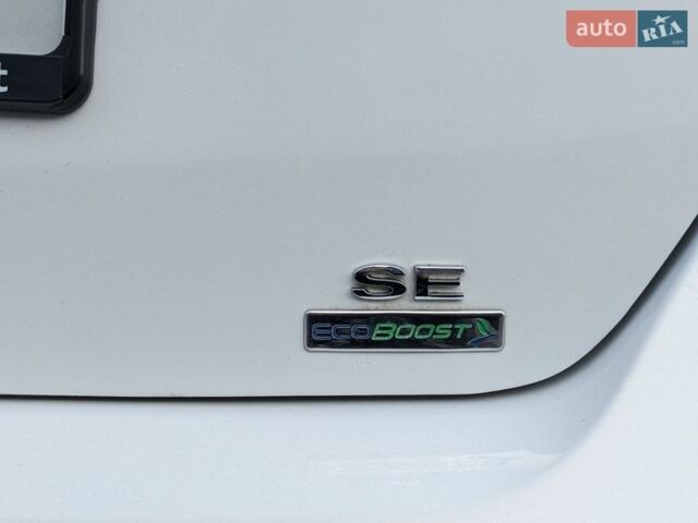 Білий Форд Фокус, об'ємом двигуна 1 л та пробігом 90 тис. км за 7300 $, фото 9 на Automoto.ua