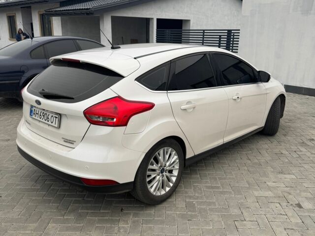 Белый Форд Фокус, объемом двигателя 2 л и пробегом 141 тыс. км за 7500 $, фото 6 на Automoto.ua