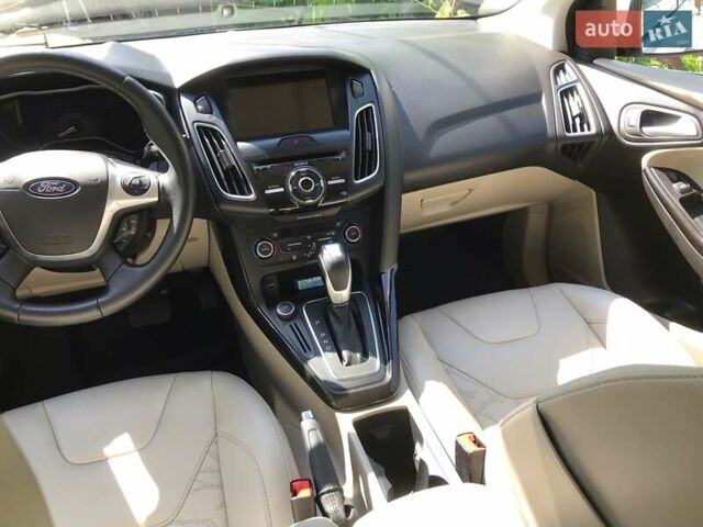Белый Форд Фокус, объемом двигателя 0 л и пробегом 32 тыс. км за 8900 $, фото 14 на Automoto.ua