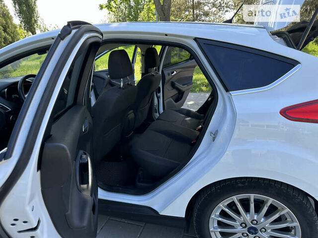 Белый Форд Фокус, объемом двигателя 0 л и пробегом 70 тыс. км за 7250 $, фото 61 на Automoto.ua