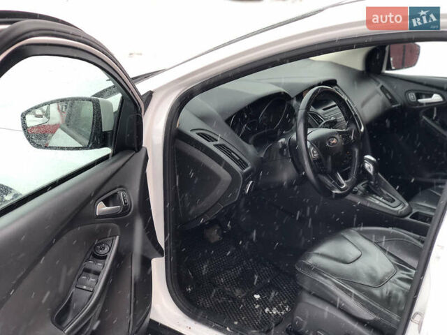 Білий Форд Фокус, об'ємом двигуна 2 л та пробігом 176 тис. км за 7800 $, фото 21 на Automoto.ua