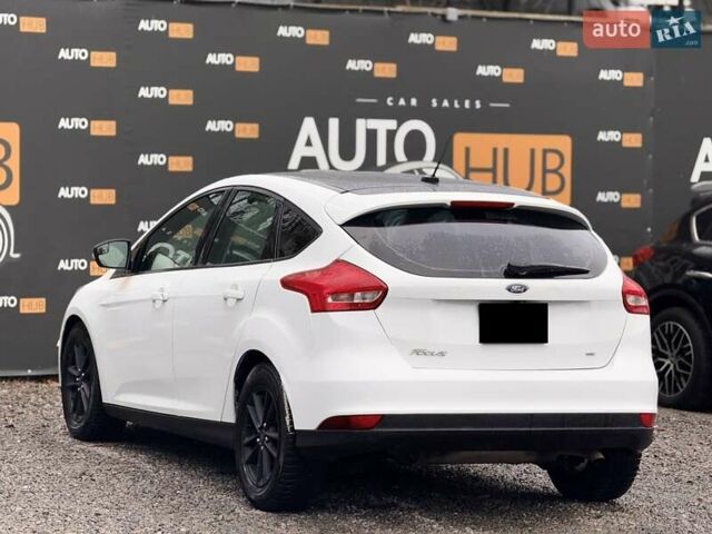 Белый Форд Фокус, объемом двигателя 2 л и пробегом 194 тыс. км за 7700 $, фото 5 на Automoto.ua