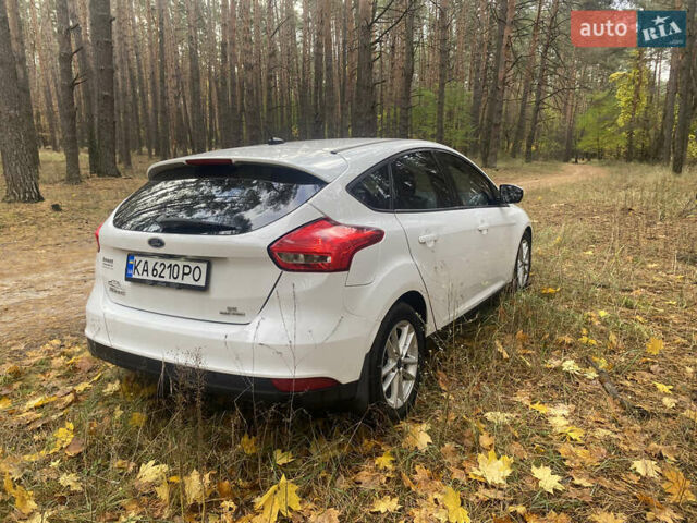 Белый Форд Фокус, объемом двигателя 2 л и пробегом 248 тыс. км за 7100 $, фото 16 на Automoto.ua