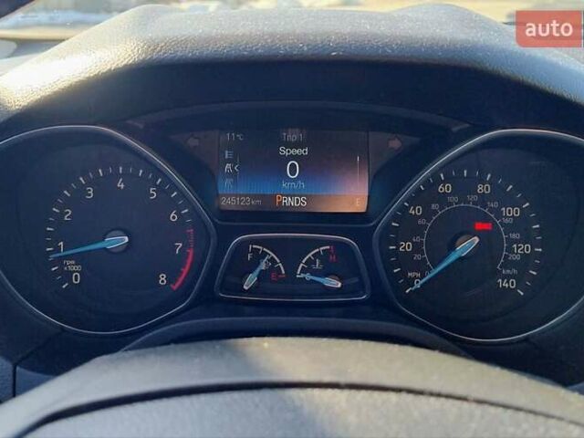 Белый Форд Фокус, объемом двигателя 2 л и пробегом 245 тыс. км за 6700 $, фото 8 на Automoto.ua