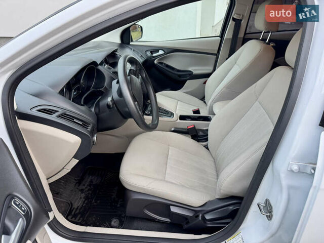 Белый Форд Фокус, объемом двигателя 2 л и пробегом 78 тыс. км за 9250 $, фото 15 на Automoto.ua