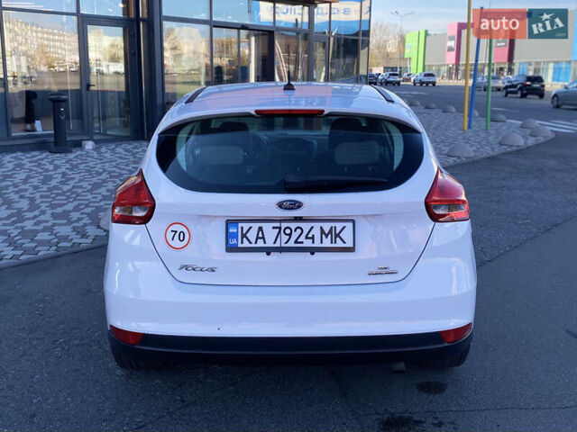 Білий Форд Фокус, об'ємом двигуна 2 л та пробігом 163 тис. км за 8300 $, фото 9 на Automoto.ua