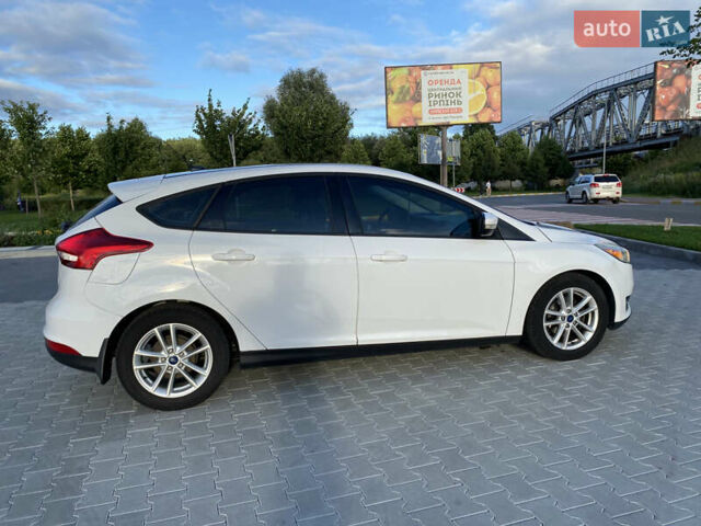 Белый Форд Фокус, объемом двигателя 2 л и пробегом 248 тыс. км за 8000 $, фото 4 на Automoto.ua